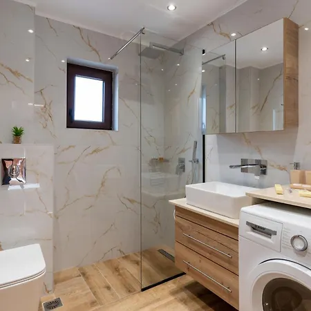 Brikis 2 - With Private Pool *