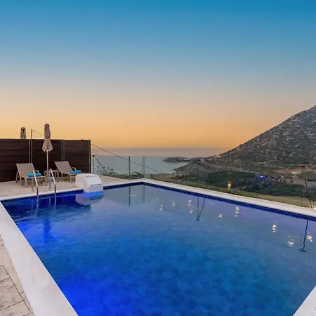 Villa Brikis 2 - With Private Pool *